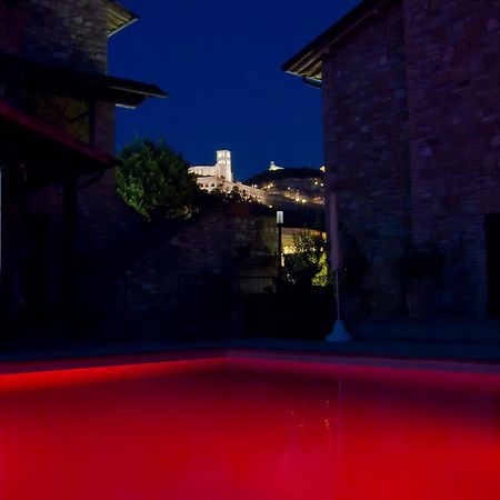 Country House Carfagna Asís Exterior foto