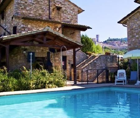 Country House Carfagna Asís Exterior foto